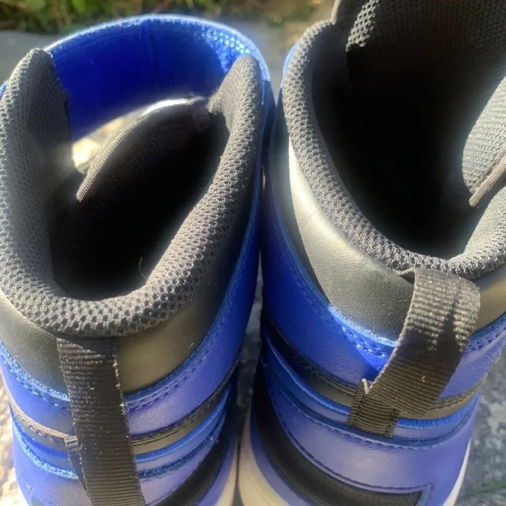 Air Jordan 1 High FlyEase 'Hyper Royal' Sz 9